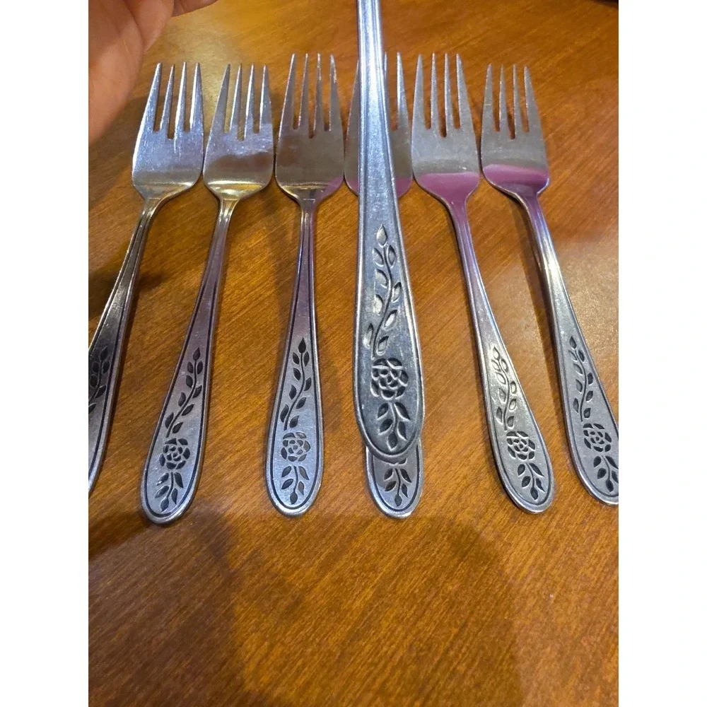 Rogers Floral Mist Stainless Korea Silverware - 7 Salad Forks